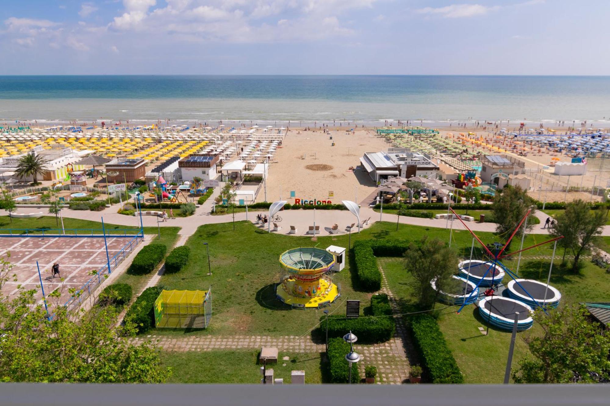 Residence Flow-R Riccione Exteriér fotografie